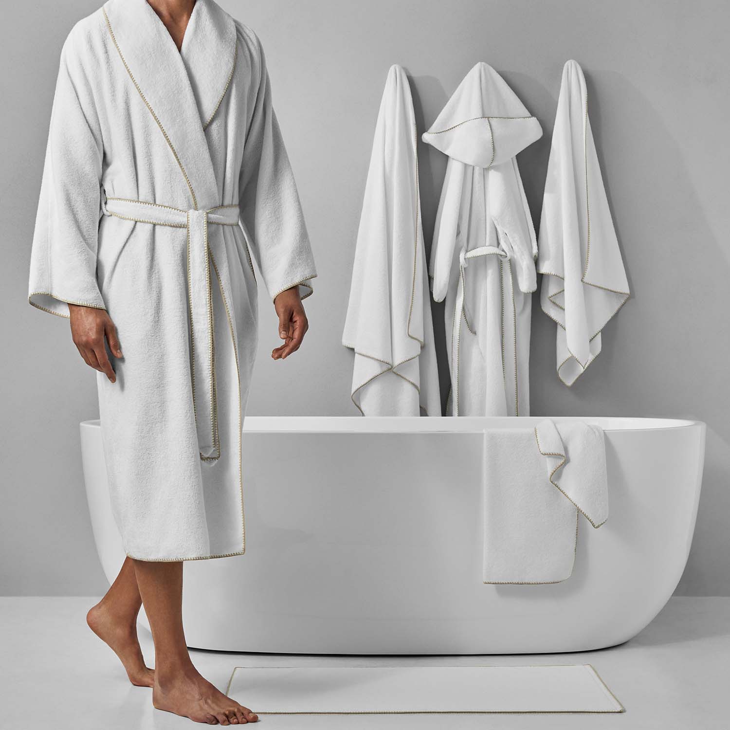 Bordado Hooded Sand Trim