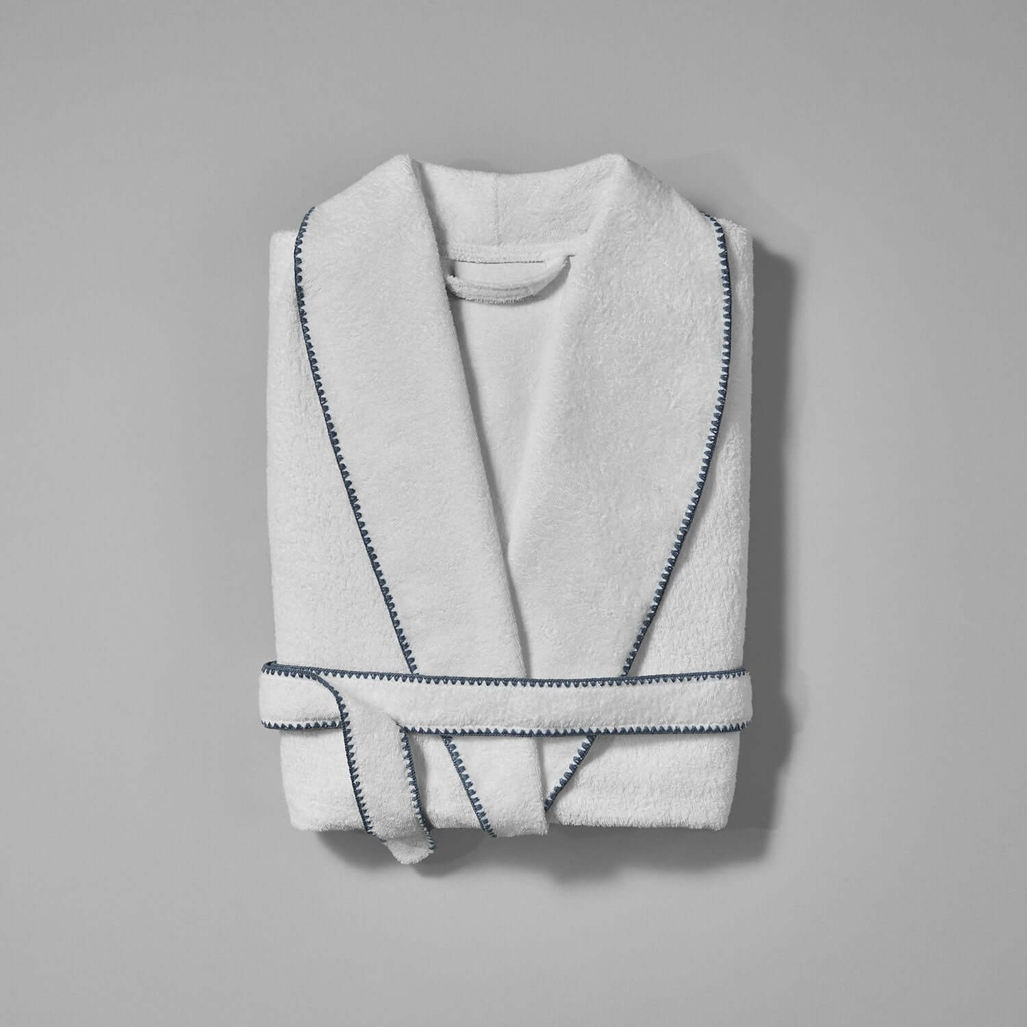 Bordado Shawl Gray Trim with self-tie belt, plush weave, perfect for lounging and quick drying.