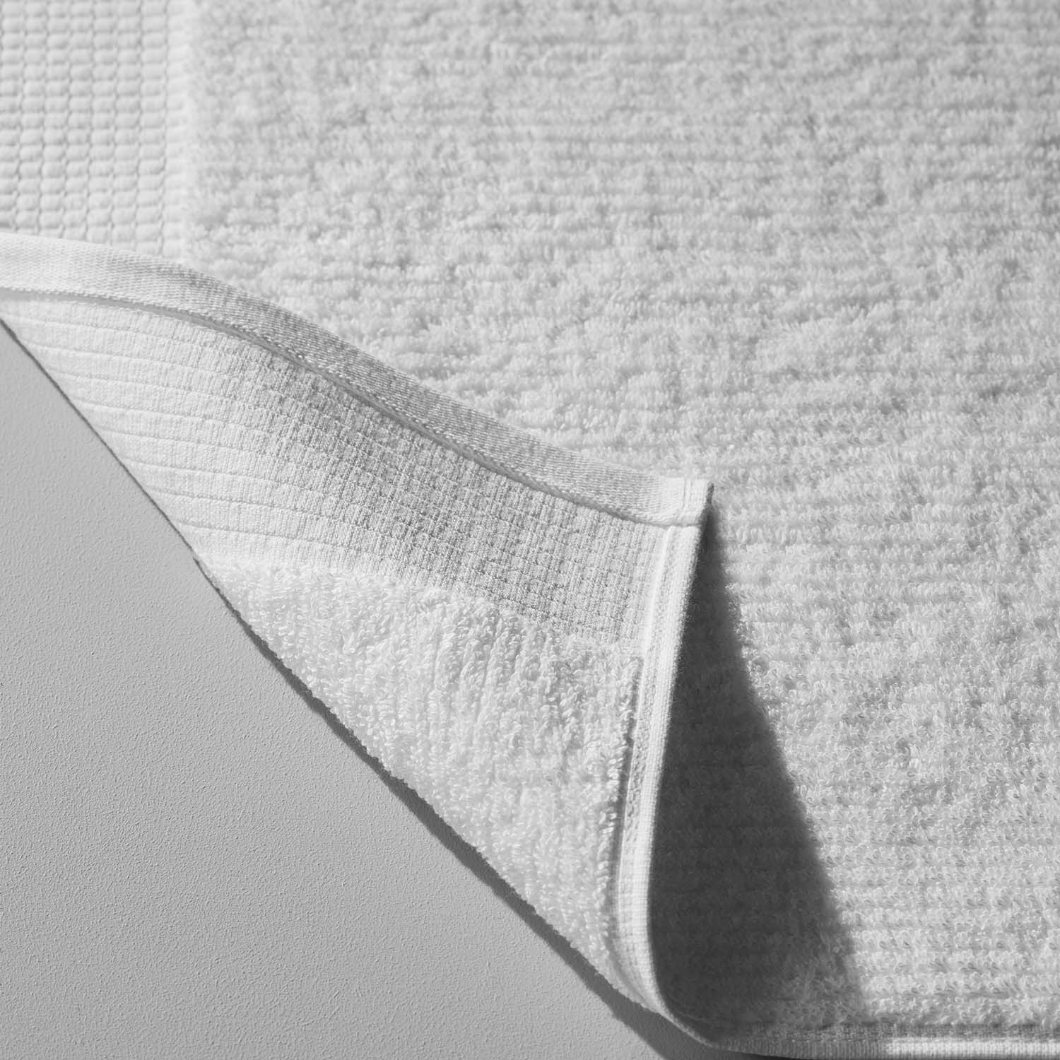 Luxor Towel made of authentic Egyptian Cotton™, featuring a plush, thin design for luxury comfort in your home.