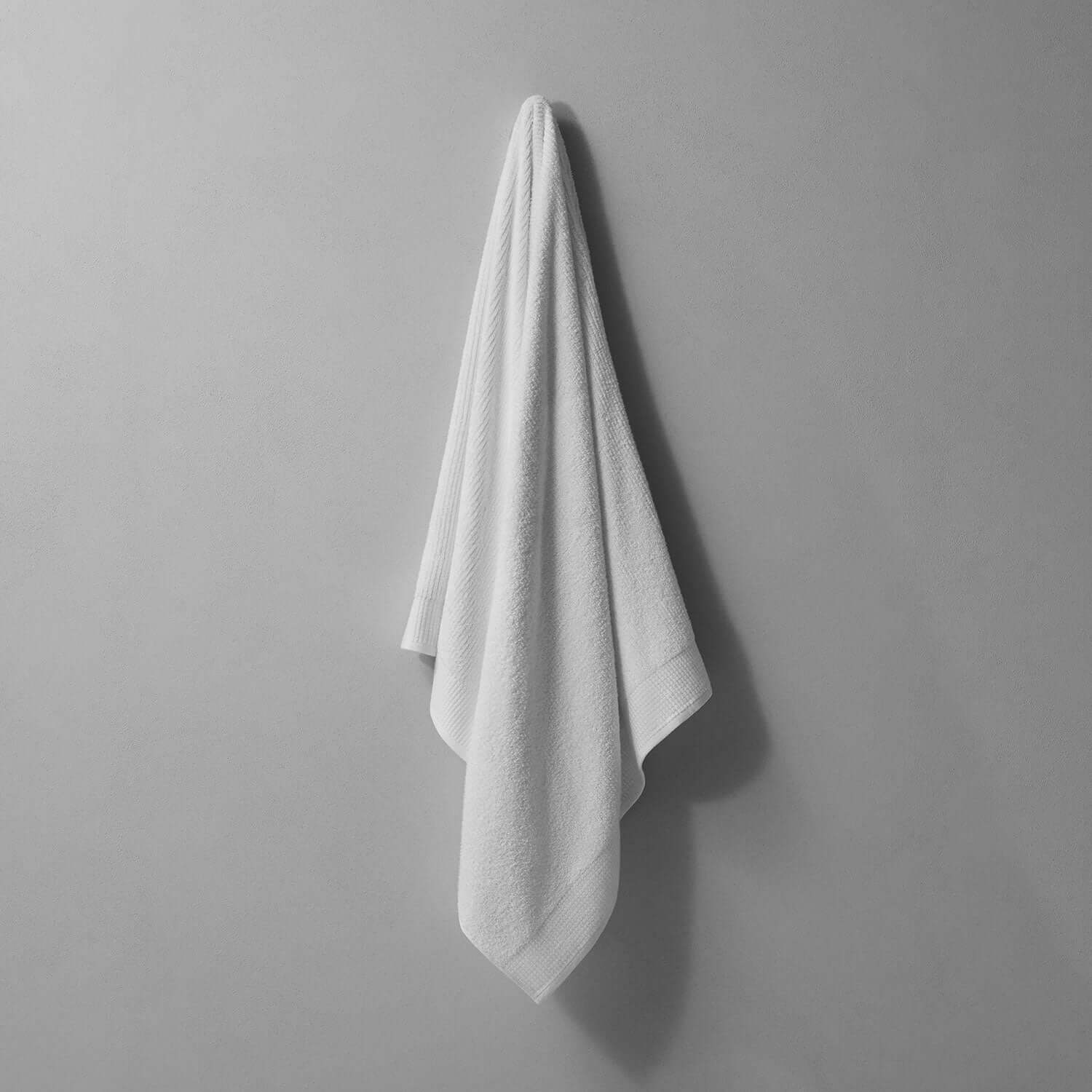 Luxor Towel made of plush Egyptian Cotton™, ideal for luxury and comfort in your home.