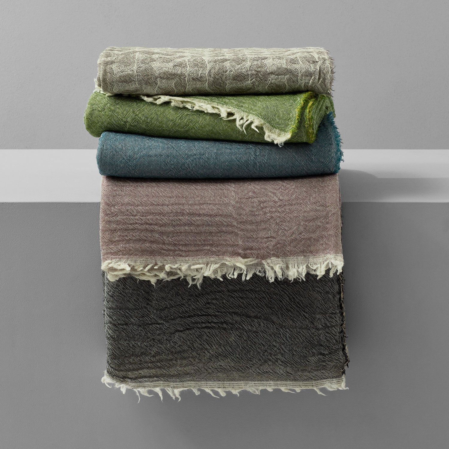 Merino Throw Grass