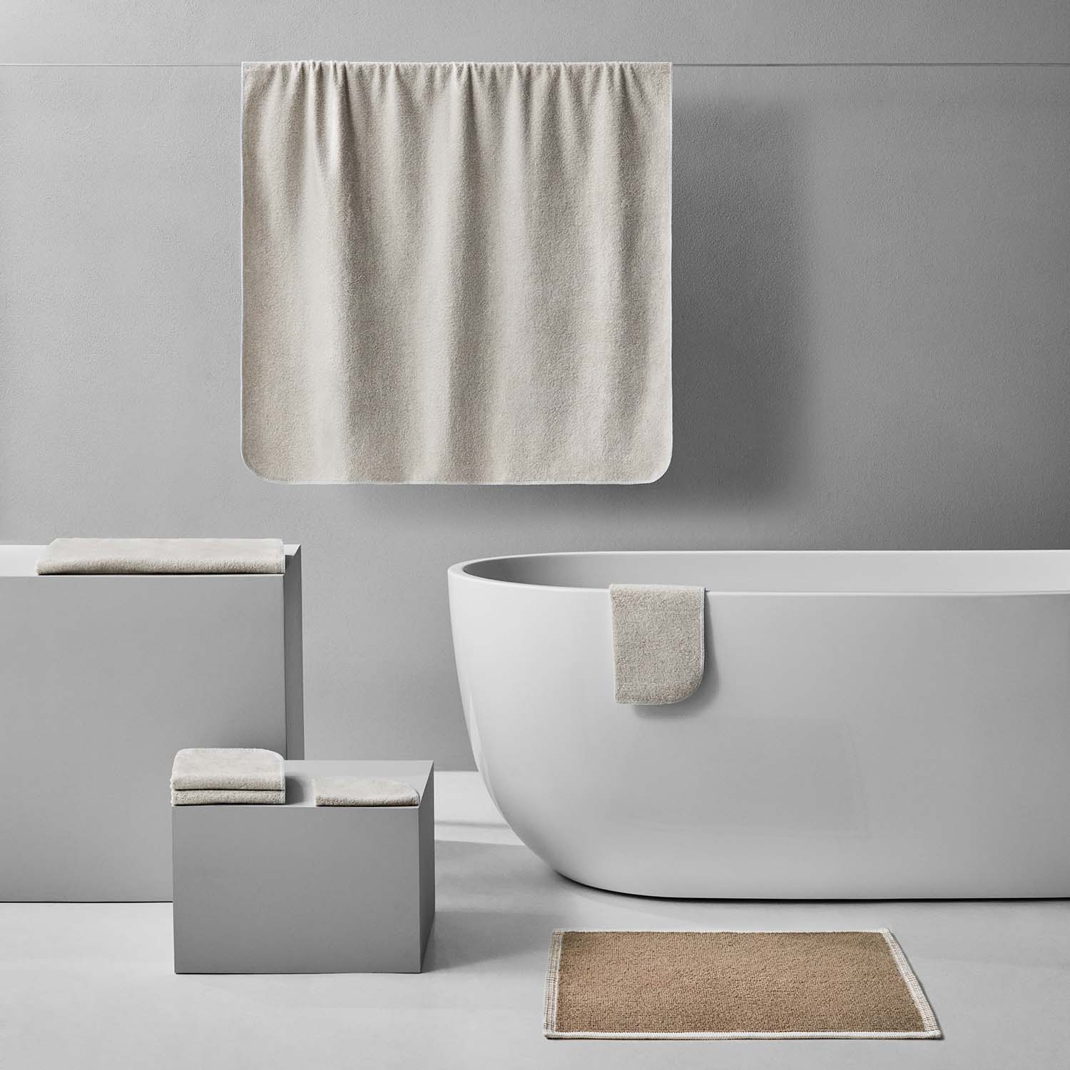 Tuxedo Towel Sand